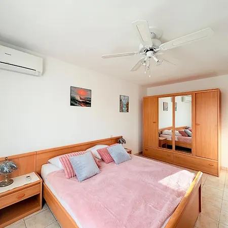 Superbe Maison Avec Piscine Privee Proche * سان سيبريان