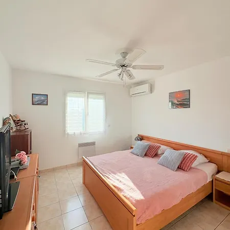 Vakantiehuis Superbe Maison Avec Piscine Privee Proche *