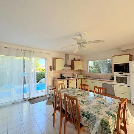 Superbe Maison Avec Piscine Privee Proche Hébergement de vacances *